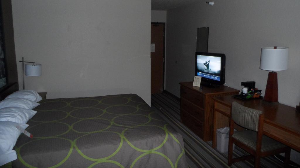 Hotel Super 8 By Wyndham Dunbar/Charleston Area Camera foto